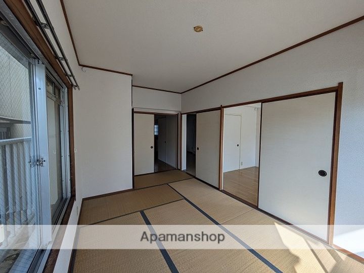 ビューハイツ南千田の内装