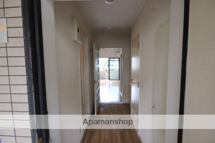 コンフォル井口の玄関