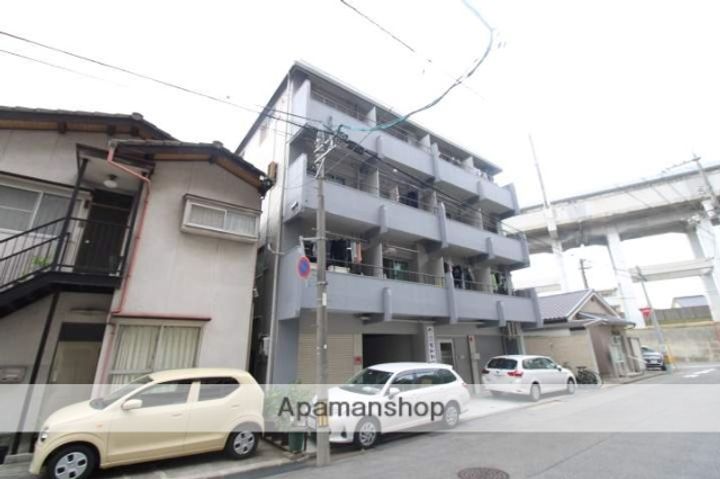 柳川ビルの外観