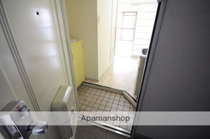 舟入 松尾ビルの玄関