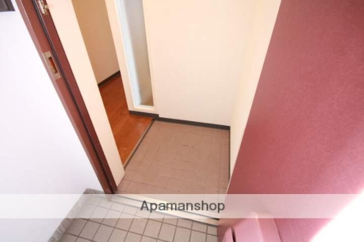 エーデル宇品海岸通りの玄関