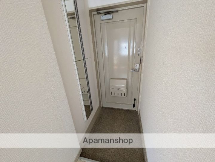 グリーンハイツ多田の玄関