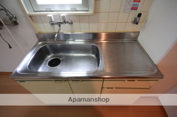 ラクセス舟入の内装