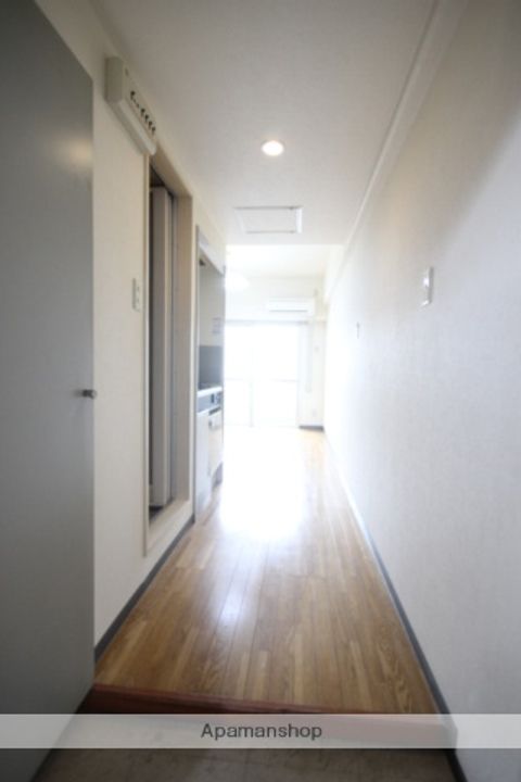 広島県広島市西区庚午中3丁目の賃貸マンションの玄関