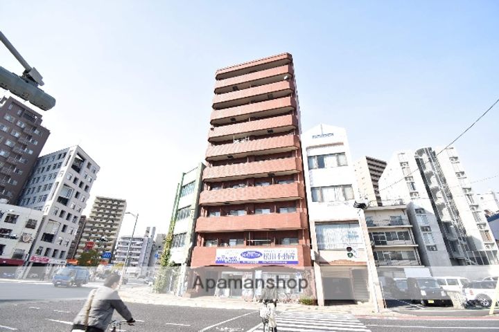 広島県広島市中区宝町の賃貸マンションの外観