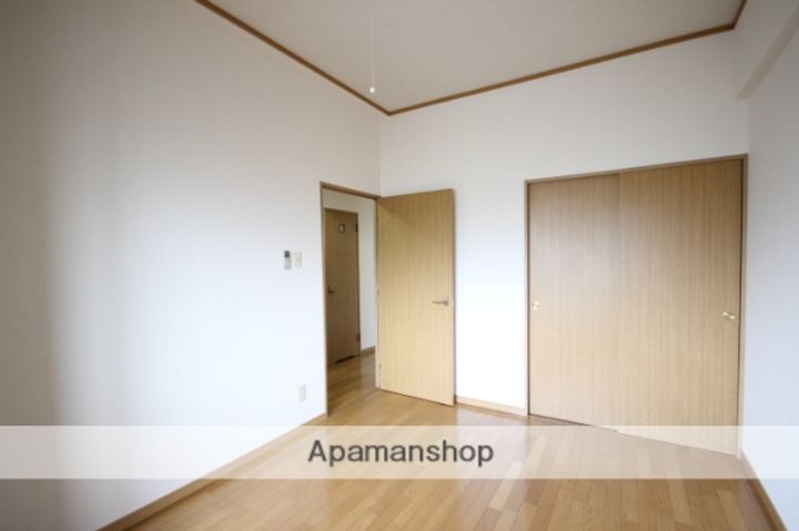 天衣中筋の内装