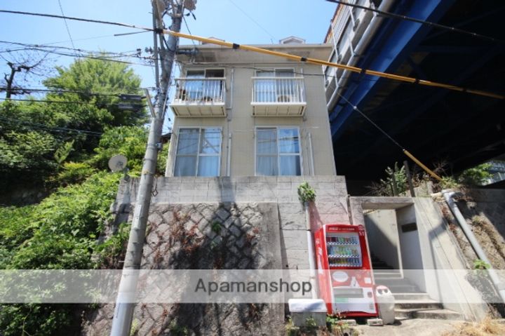 グランツ高須の外観