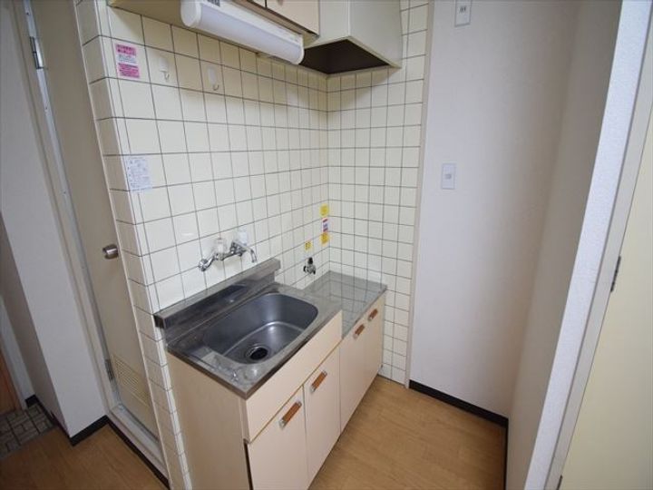 長谷川ビル307号室のキッチン