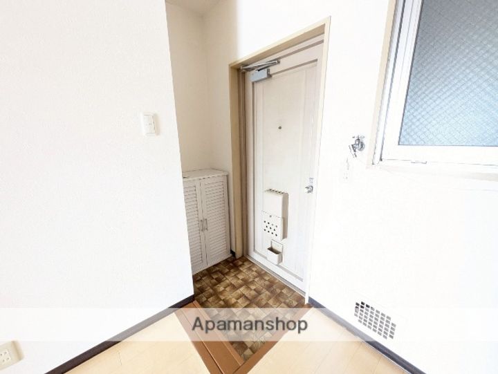 メルポート出汐の玄関