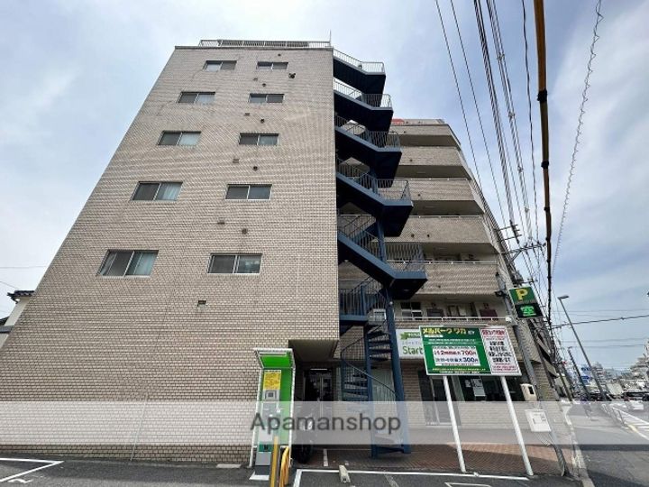 メルポート出汐の外観