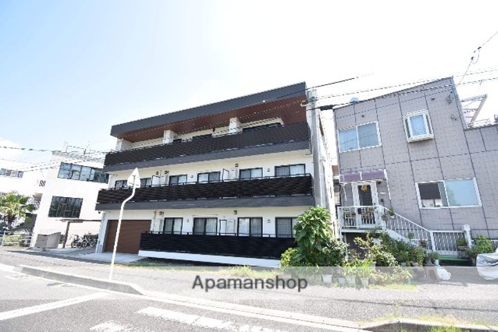 LE DOME 南千田西204Bの外観