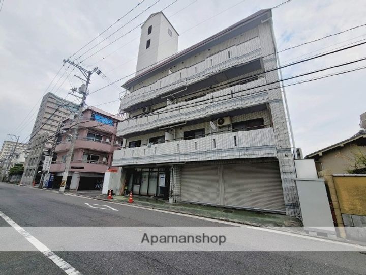 第6タナカビルの外観