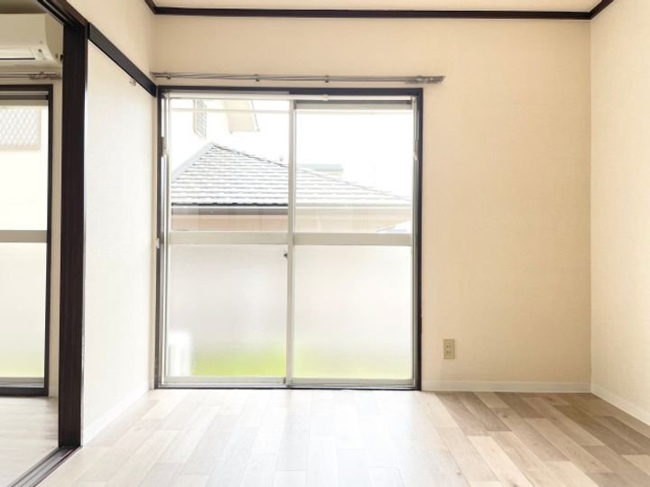 フレグランス川本B棟102号室の内装