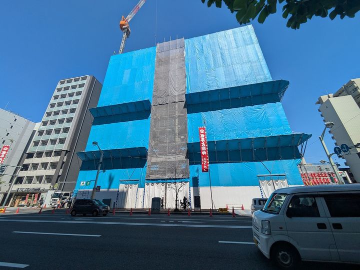 シャーメゾンステージ中央通りの外観