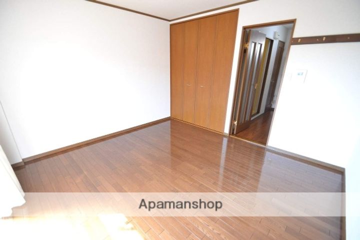 尾形ハイツA棟307の居間