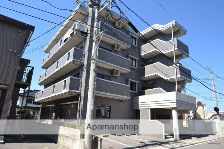広島県東広島市三永2丁目の賃貸マンション302の外観