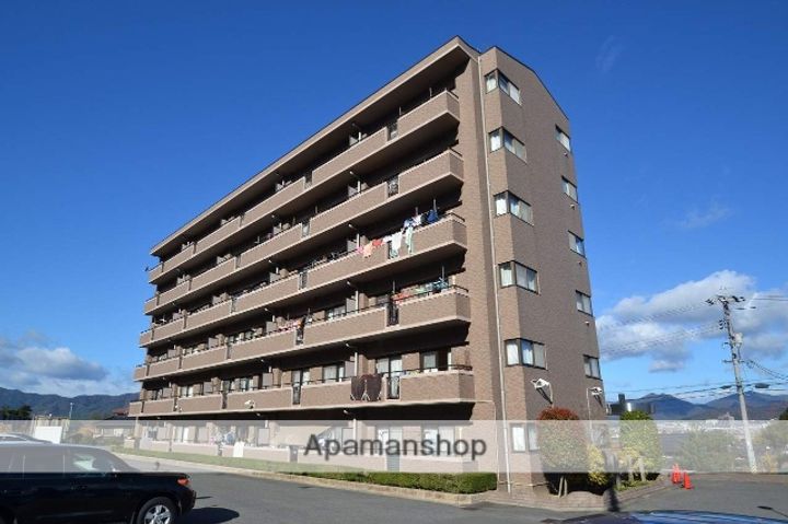 パークハイム中央102の外観