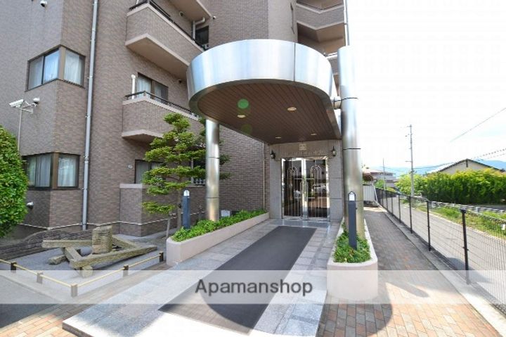 パークハイム中央102の外観