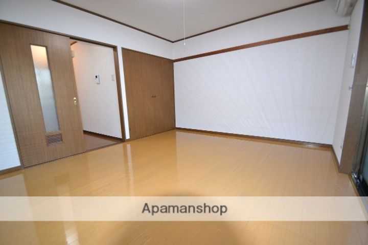 マサモトマンションⅡ401の居間