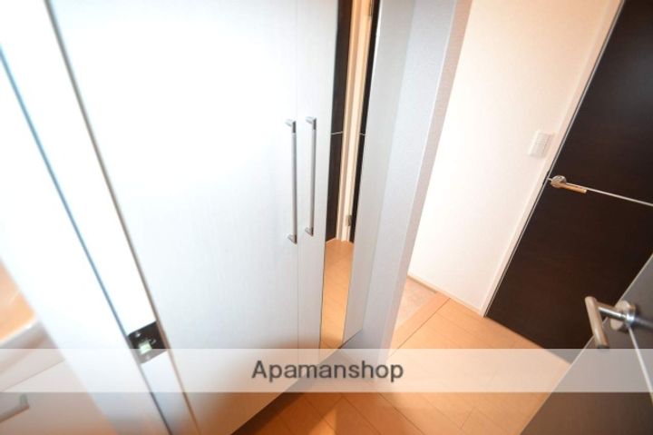 コスモポリス下見B棟103の内装