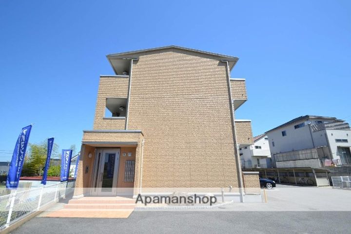 コスモポリス下見B棟103の外観