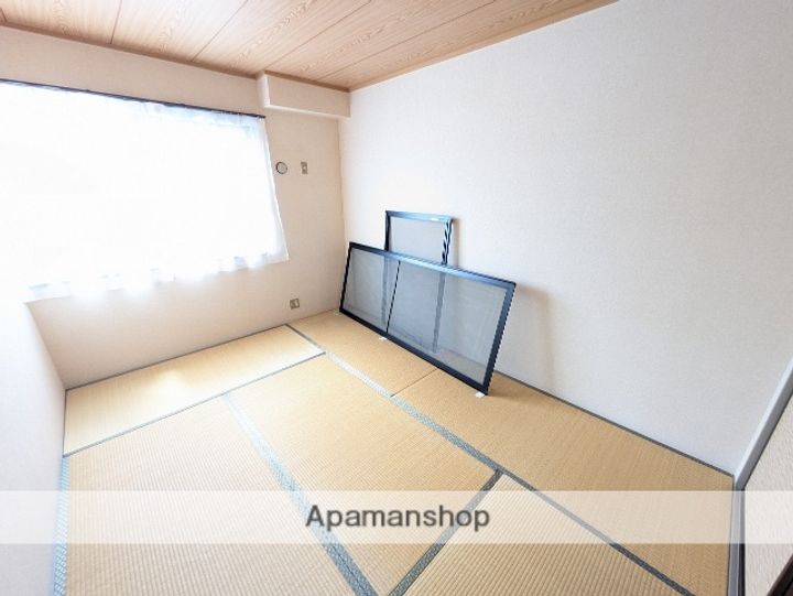 ニューハイコンスⅠ102の内装