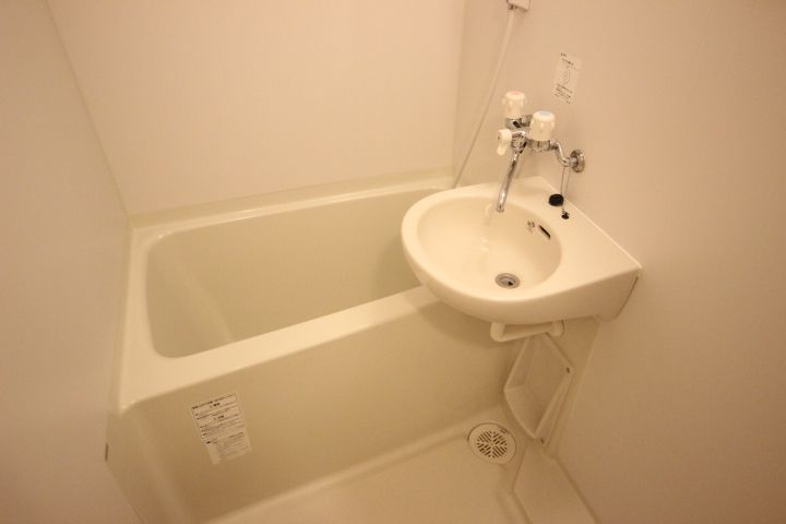 レオパレス国泰寺812の風呂