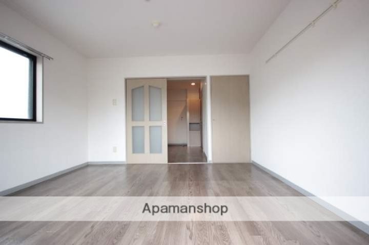 プロスパーヤマモトの内装