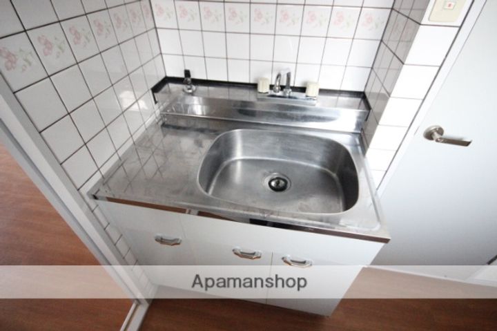 リマーカーブル己斐のキッチン