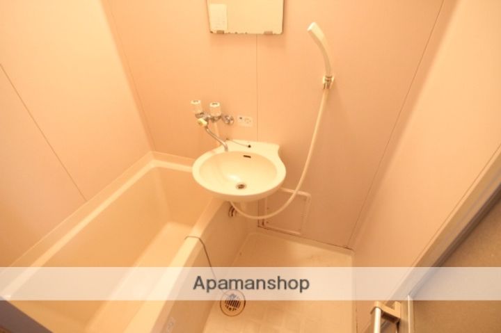 エトノ空港通りの内装