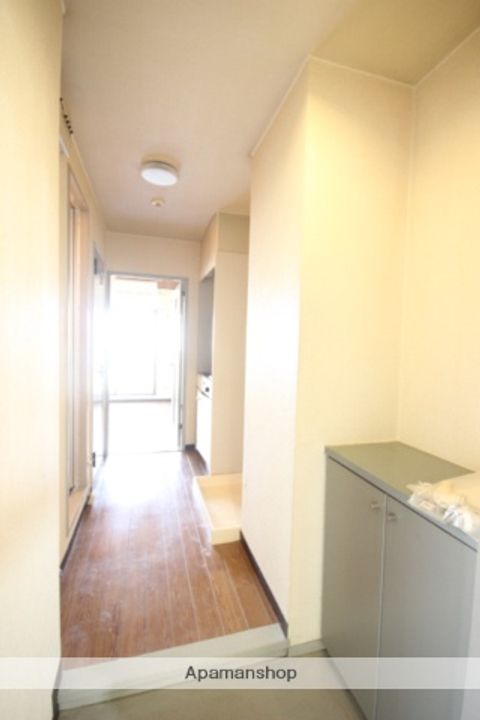 エトノ空港通りの玄関