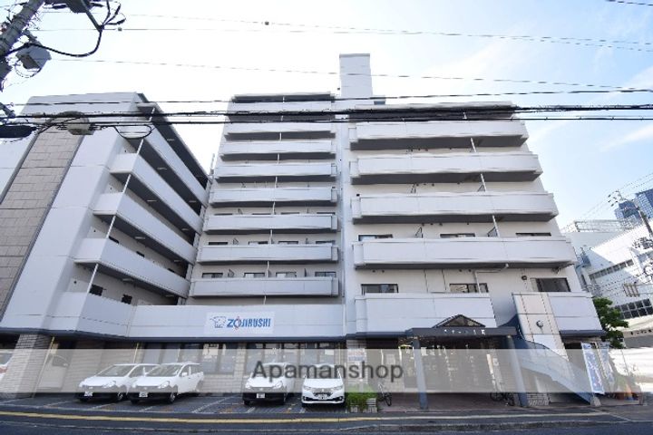 ラポール小町の外観