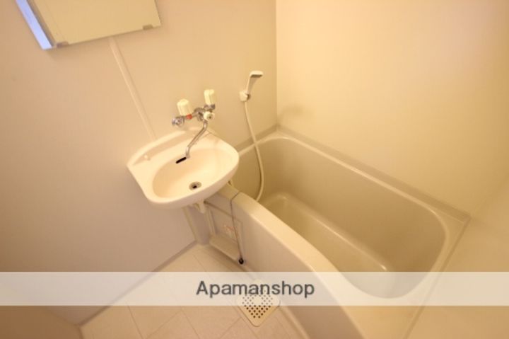 SHUコーポ牛田304の風呂