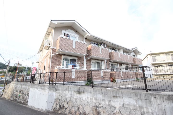 SOUTH中山1番館の外観