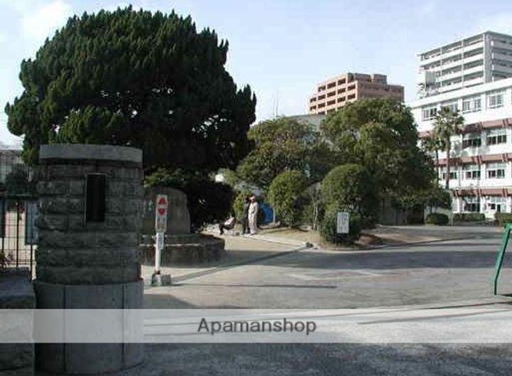 ルアーブル宇品の周辺