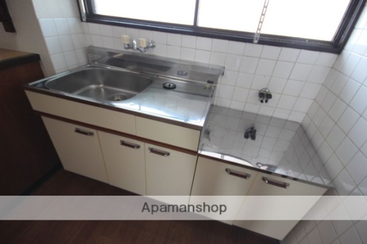 下脇ビルのキッチン