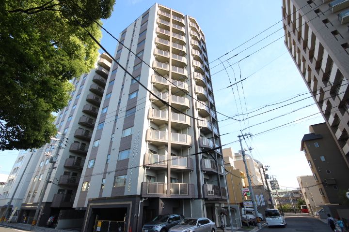 広島県広島市中区上幟町の賃貸マンションの外観
