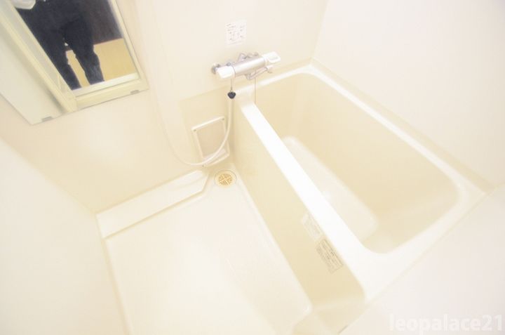 クレイノ西川口104の風呂