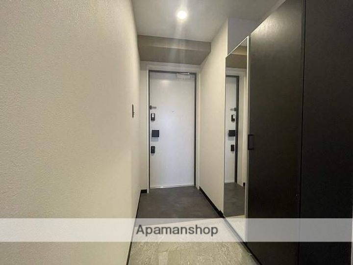 PABLO観音本町1の玄関