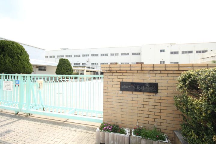 REGALEST GLORY DESIRE(ディザイア)103号室の周辺