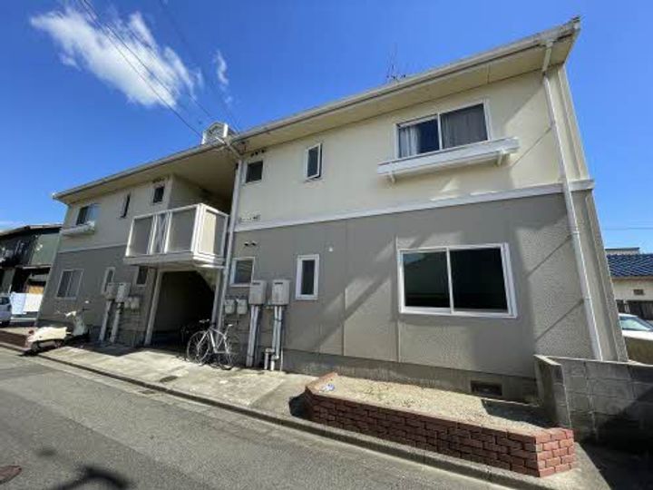 広島県安芸郡府中町本町5丁目の賃貸アパートの外観