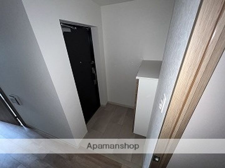 ブランシエスタ広島駅の玄関