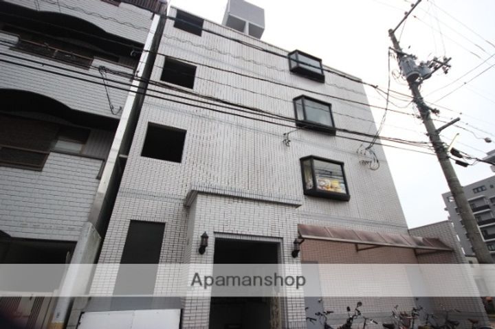 アスプロパラティ8の外観