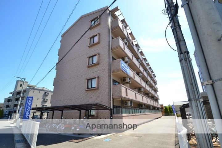 パラダイス西条201の外観