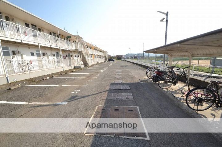 メゾンド・KA棟211の外観