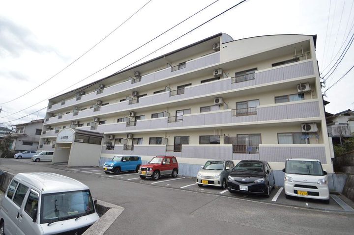 ラジュール 1LDK307号室の外観