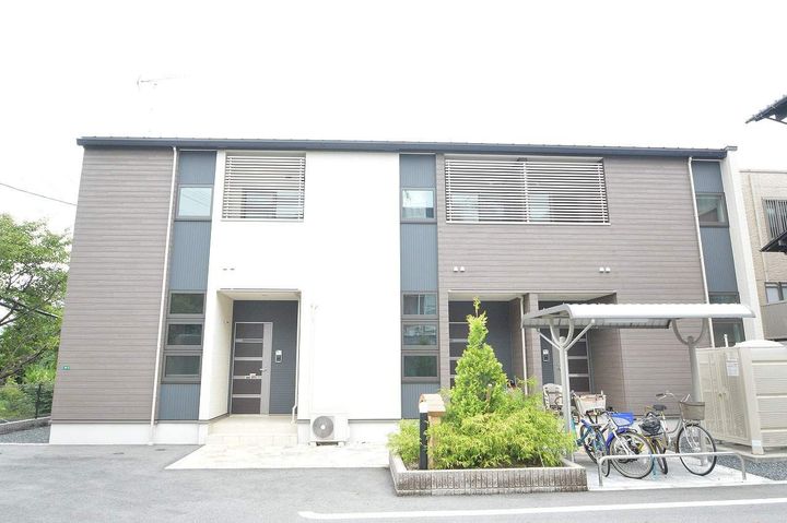 サンイーストの外観