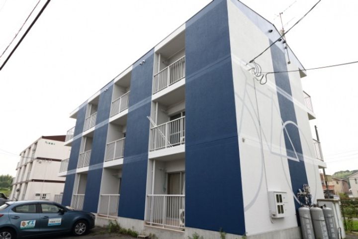 ヴェロクレスト201号室の外観