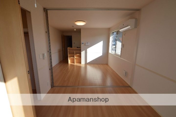 広島県東広島市寺家駅前の賃貸アパート201の内装