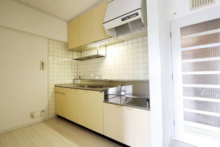 ビレッジハウス高美が丘タワー1号棟のキッチン